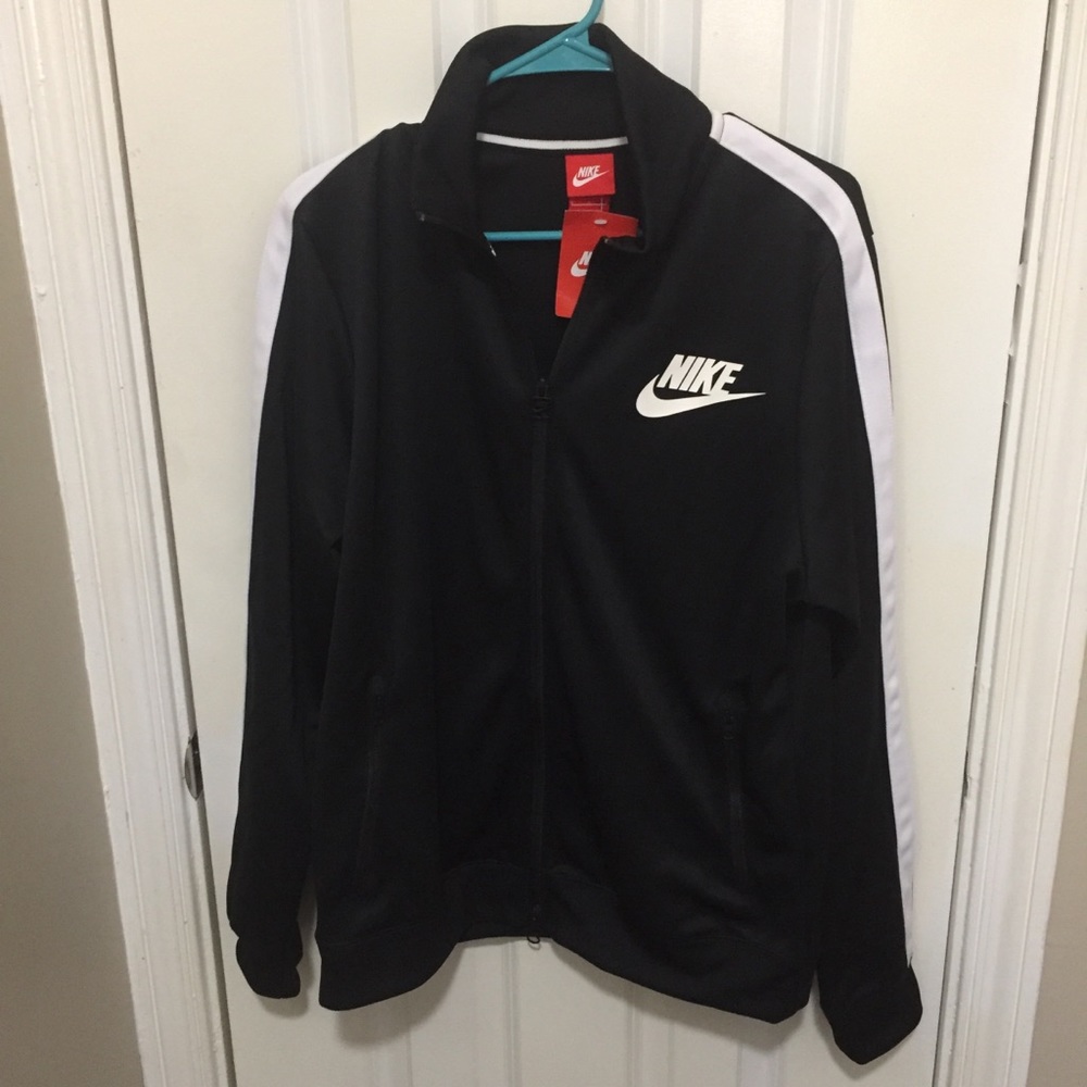 Men’s Nike Track Jacket Large NWT Black Hoodie
